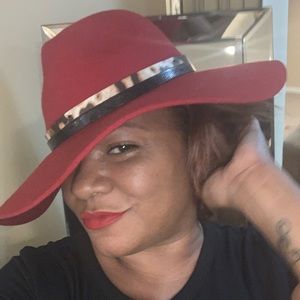 Meet your Posher, Tonya